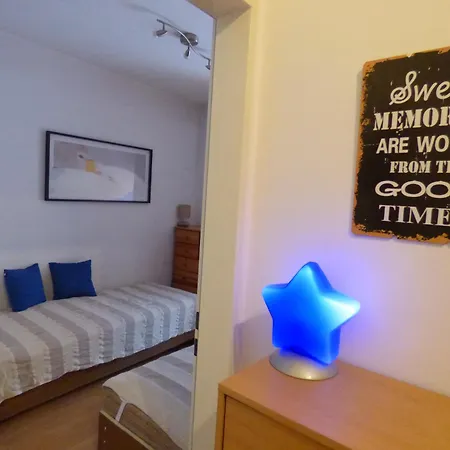 דירה Bok - Modern 2br W Balcony, Free Indoor Parking!